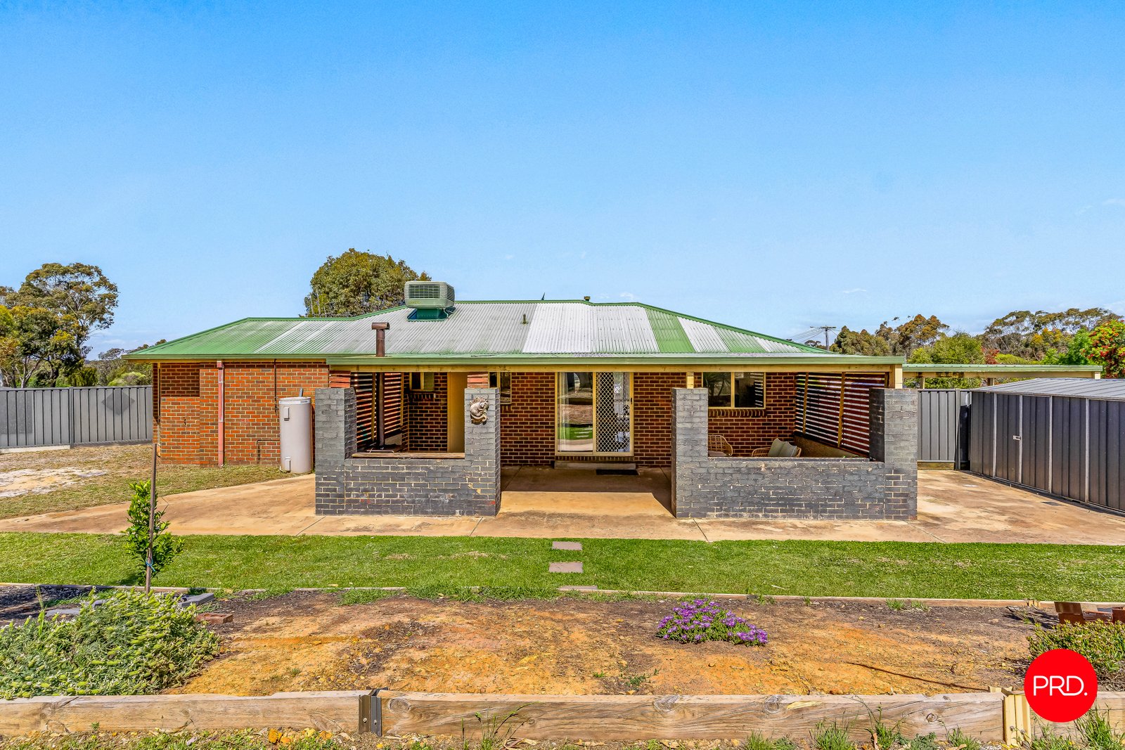 8 Settlers Place MAIDEN GULLY 16