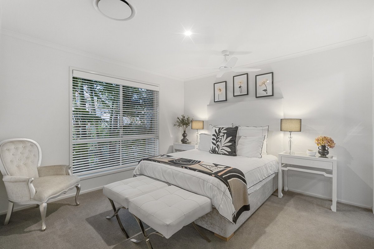 8 Seychelles Court BURLEIGH WATERS 10