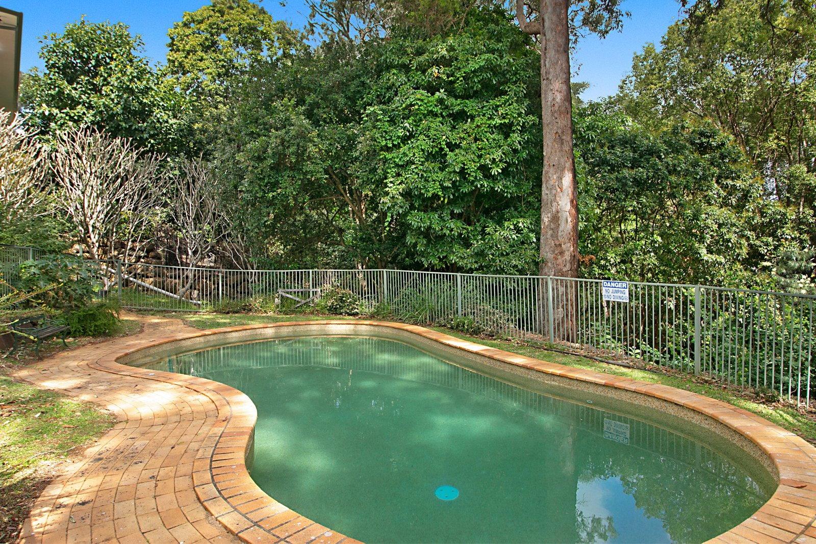 8 Shady Lane BANORA POINT 12