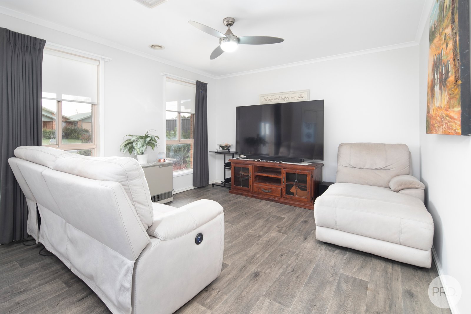 8 Shari Drive DELACOMBE 7