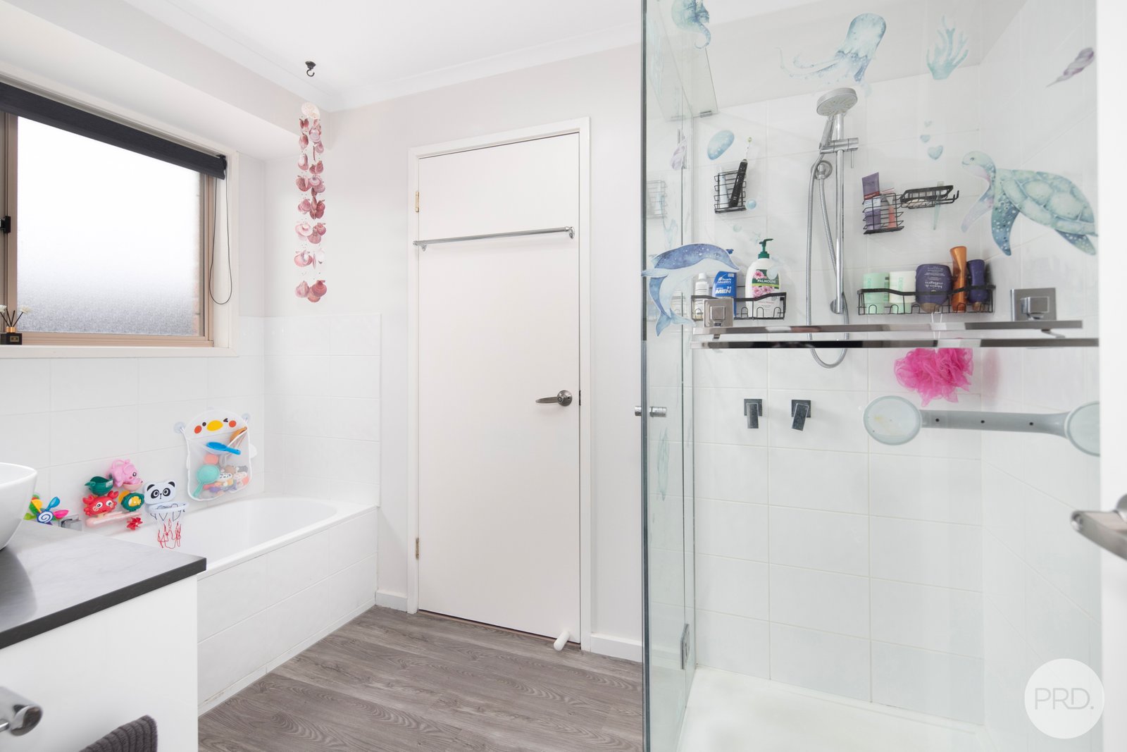 8 Shari Drive DELACOMBE 9