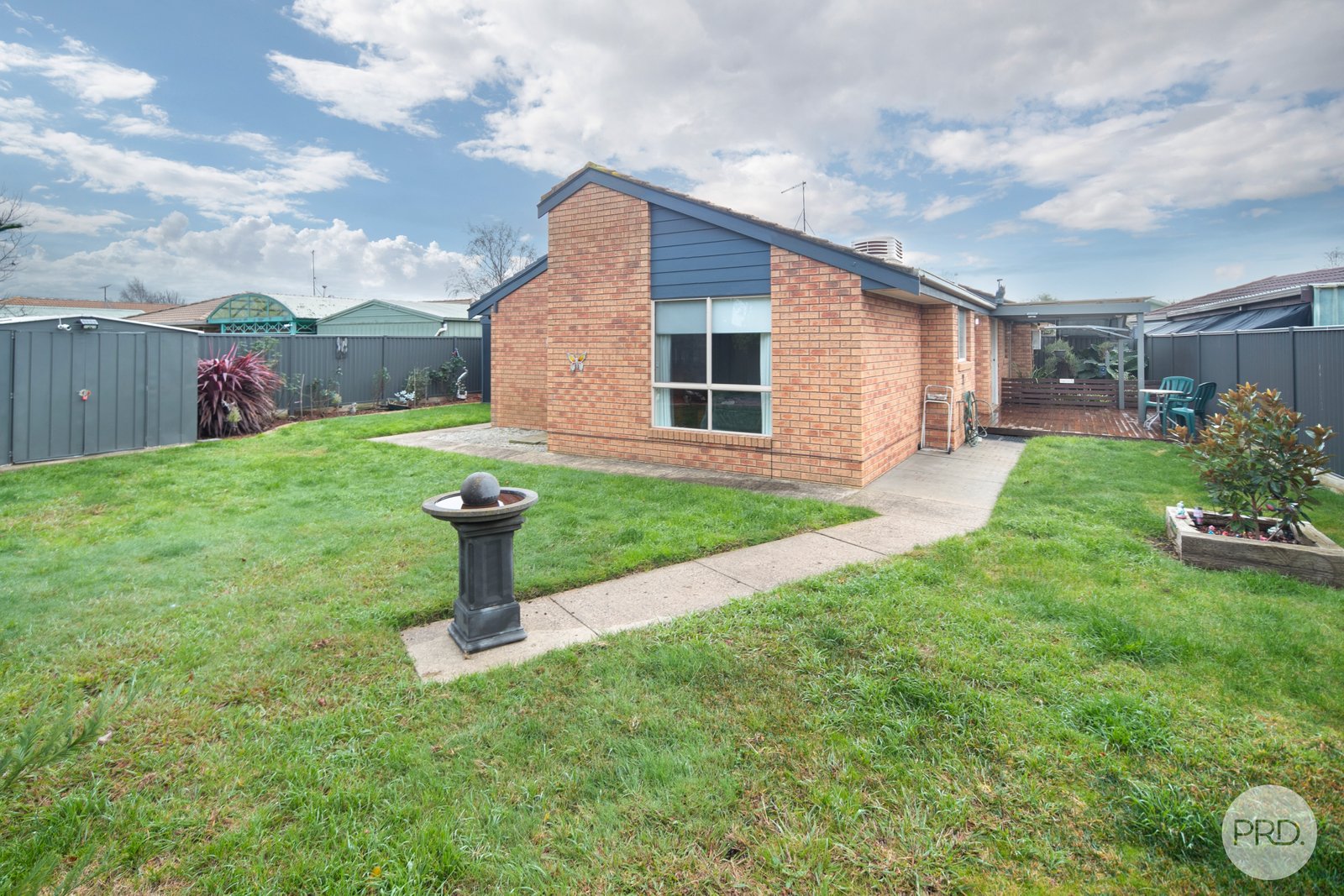 8 Shari Drive DELACOMBE 13