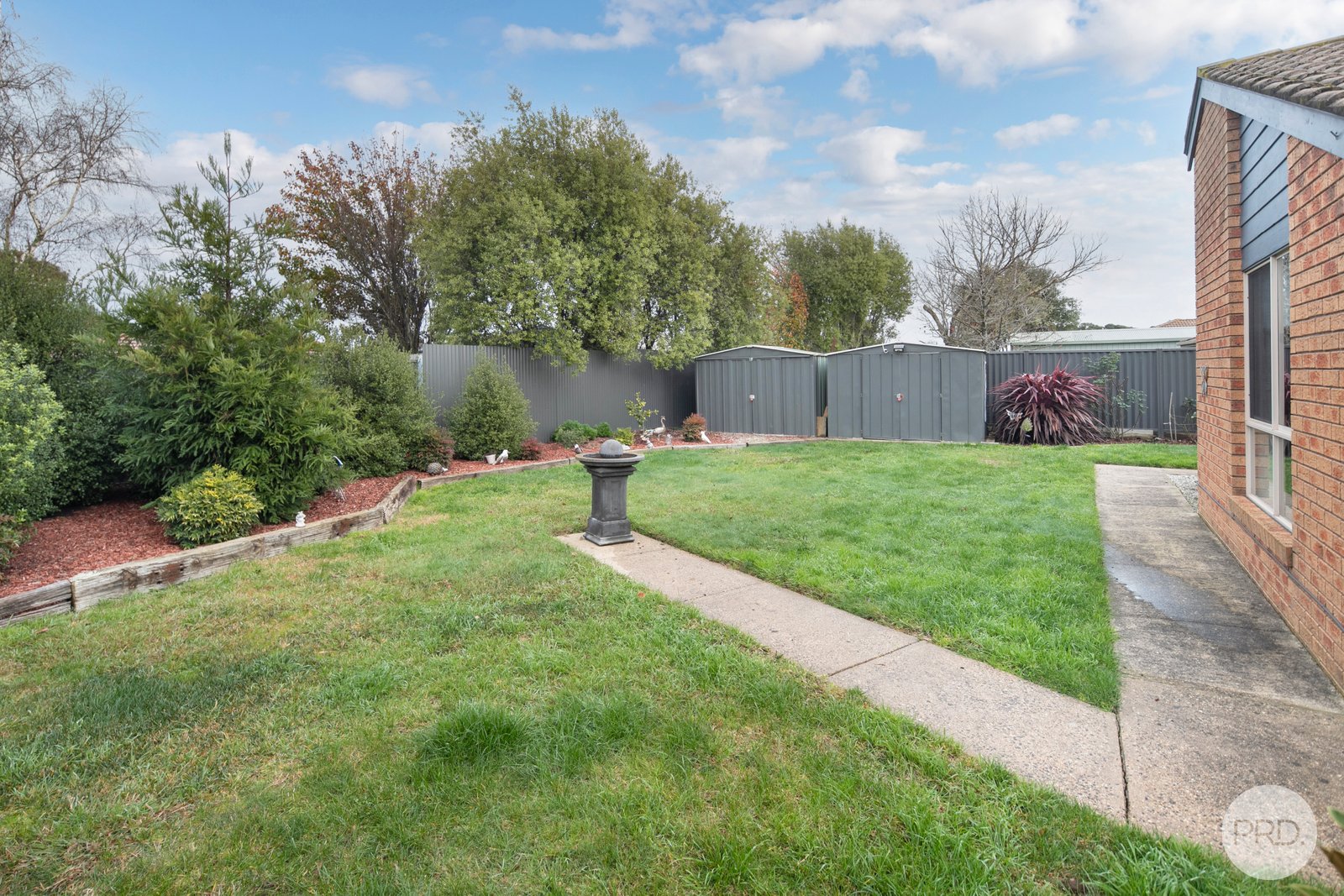 8 Shari Drive DELACOMBE 14