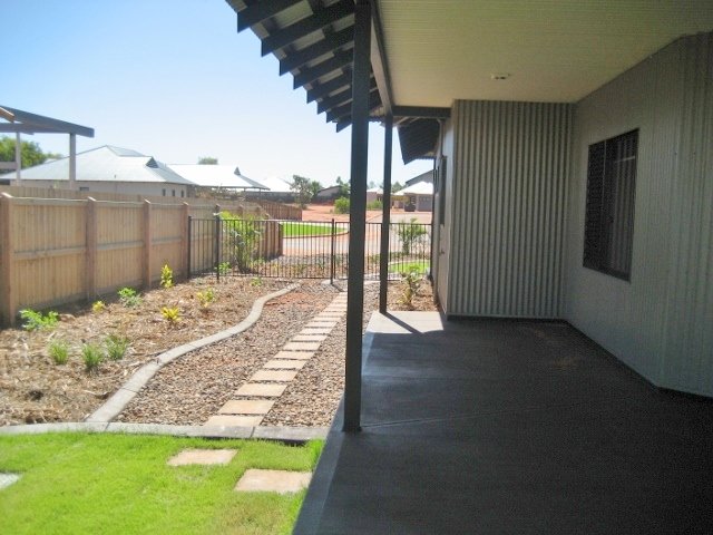 8 Shelduck Way DJUGUN 8