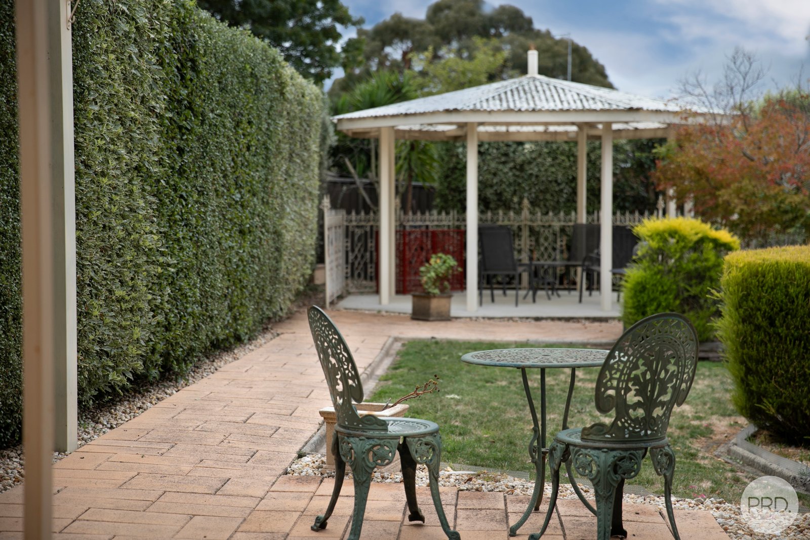 8 Sherwood Street WENDOUREE 4