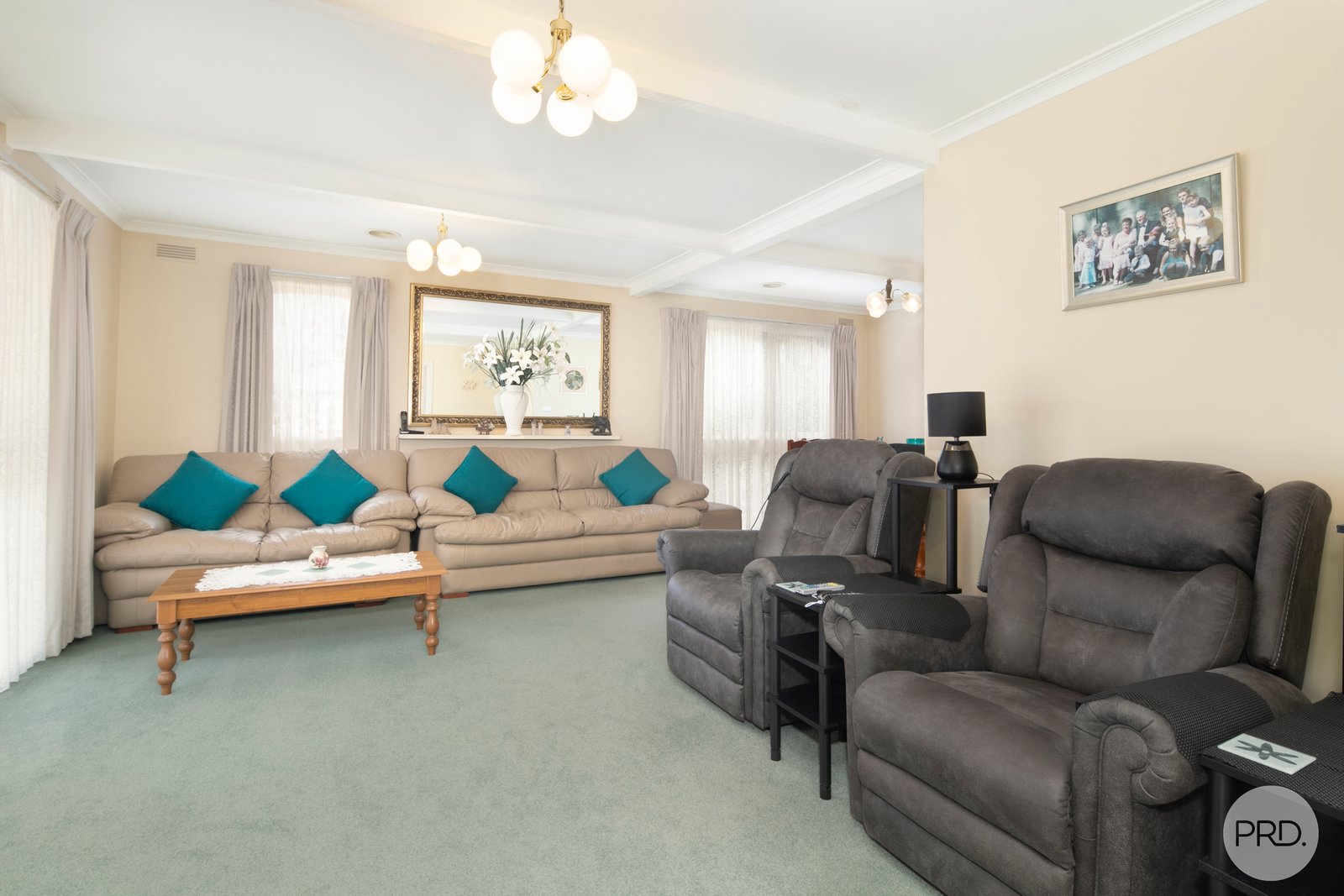 8 Sherwood Street WENDOUREE 6