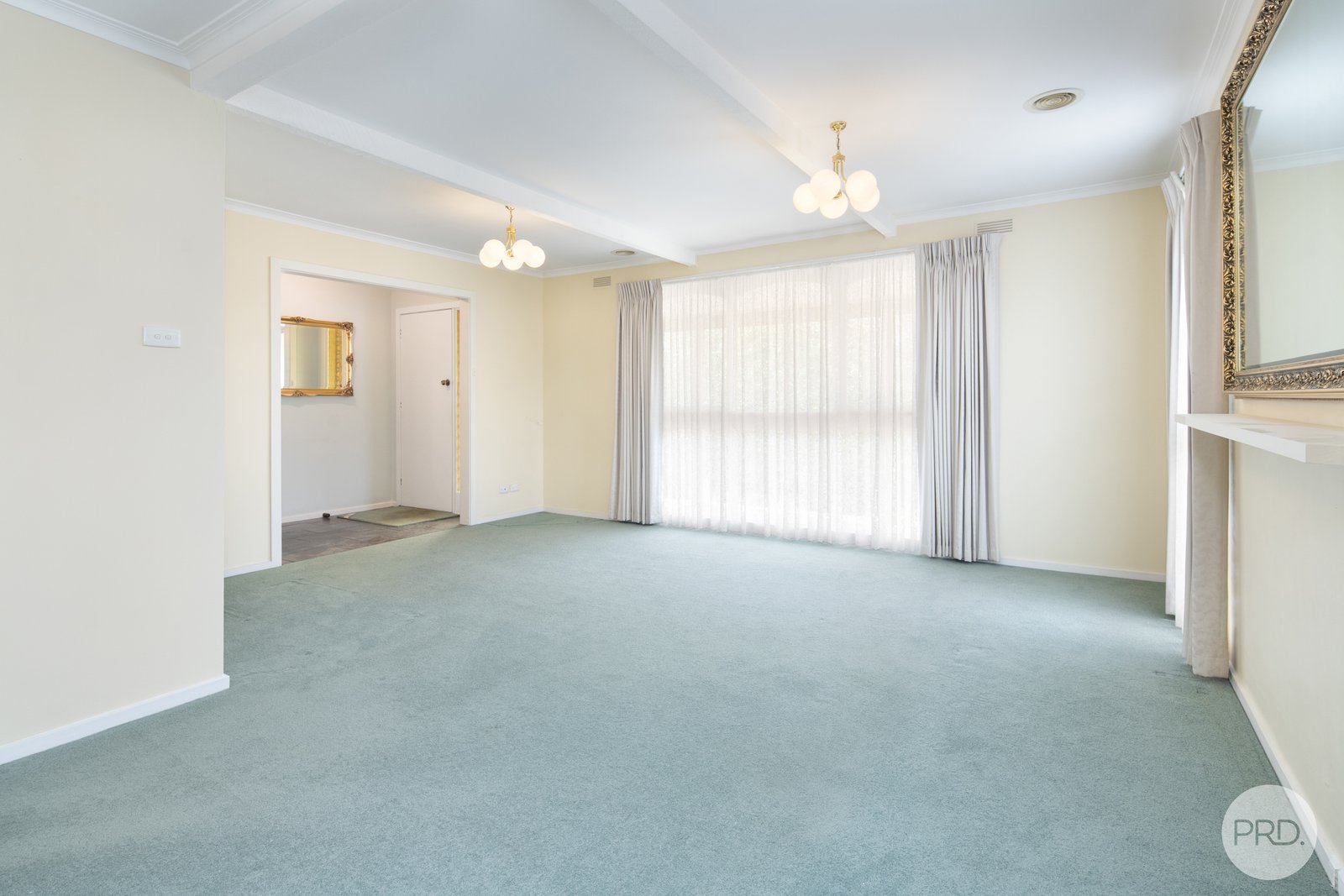 8 Sherwood Street WENDOUREE 2