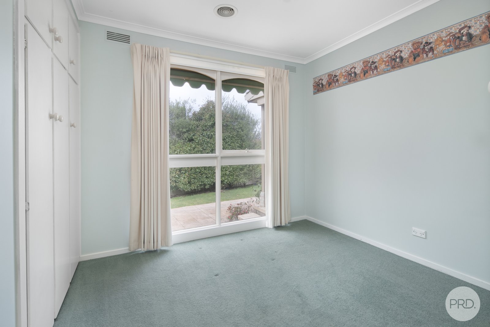 8 Sherwood Street WENDOUREE 5