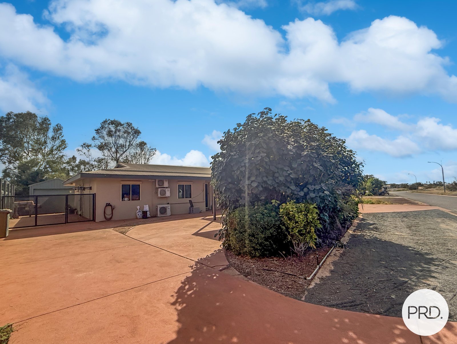 8 Shimmon Place PEGS CREEK 16