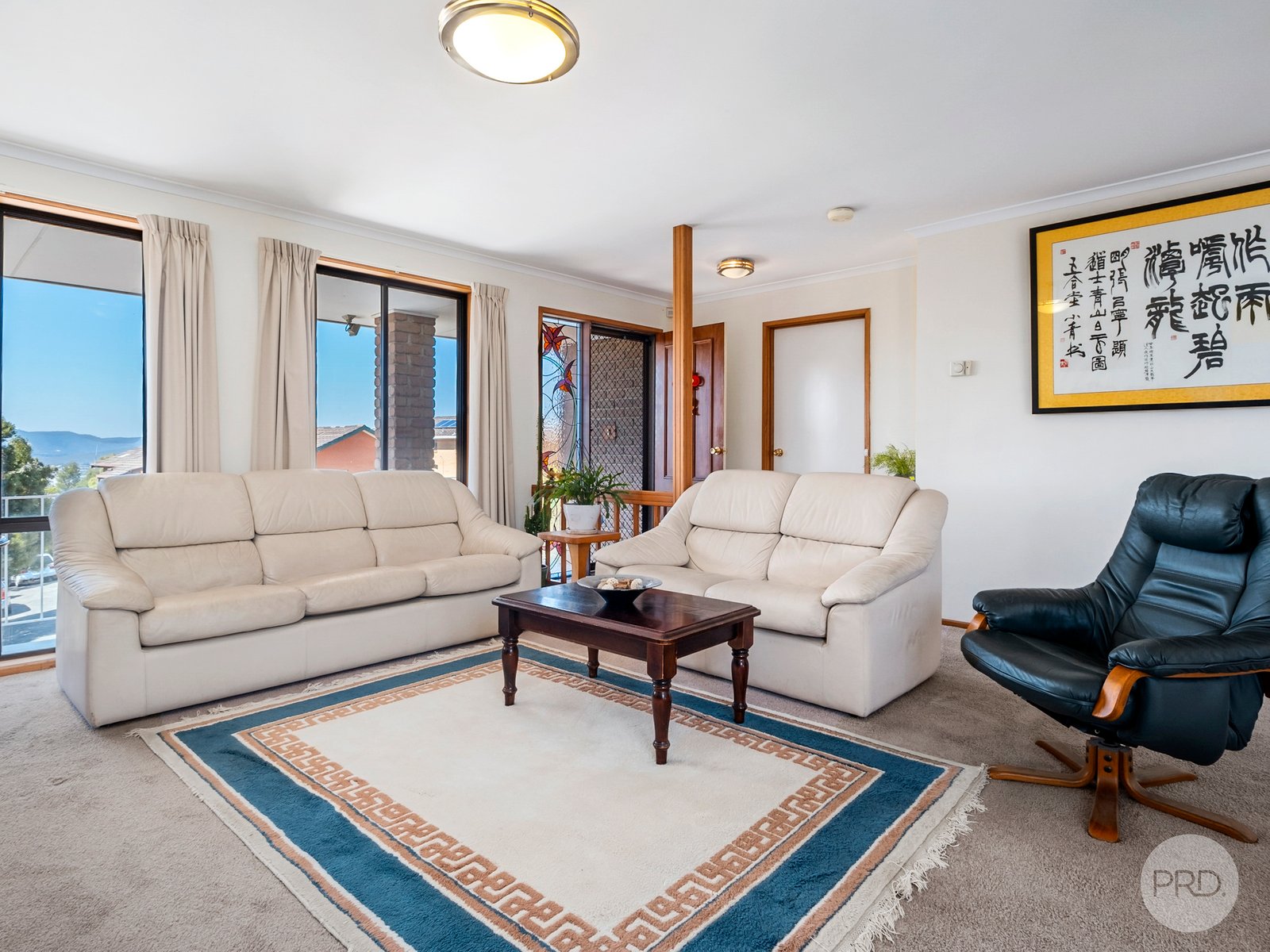 8 Shirley Boulevard LENAH VALLEY 6