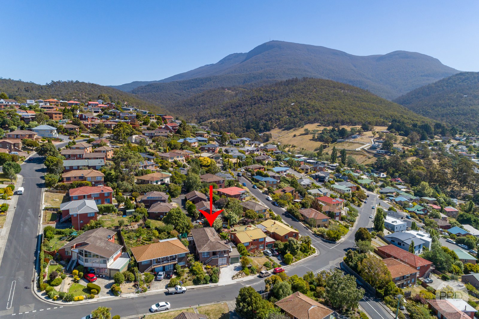 8 Shirley Boulevard LENAH VALLEY 2