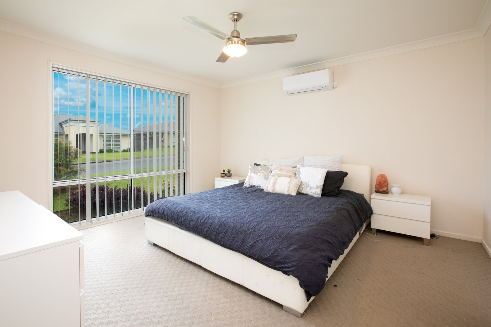 8 Shoveler Street ABERGLASSLYN 9