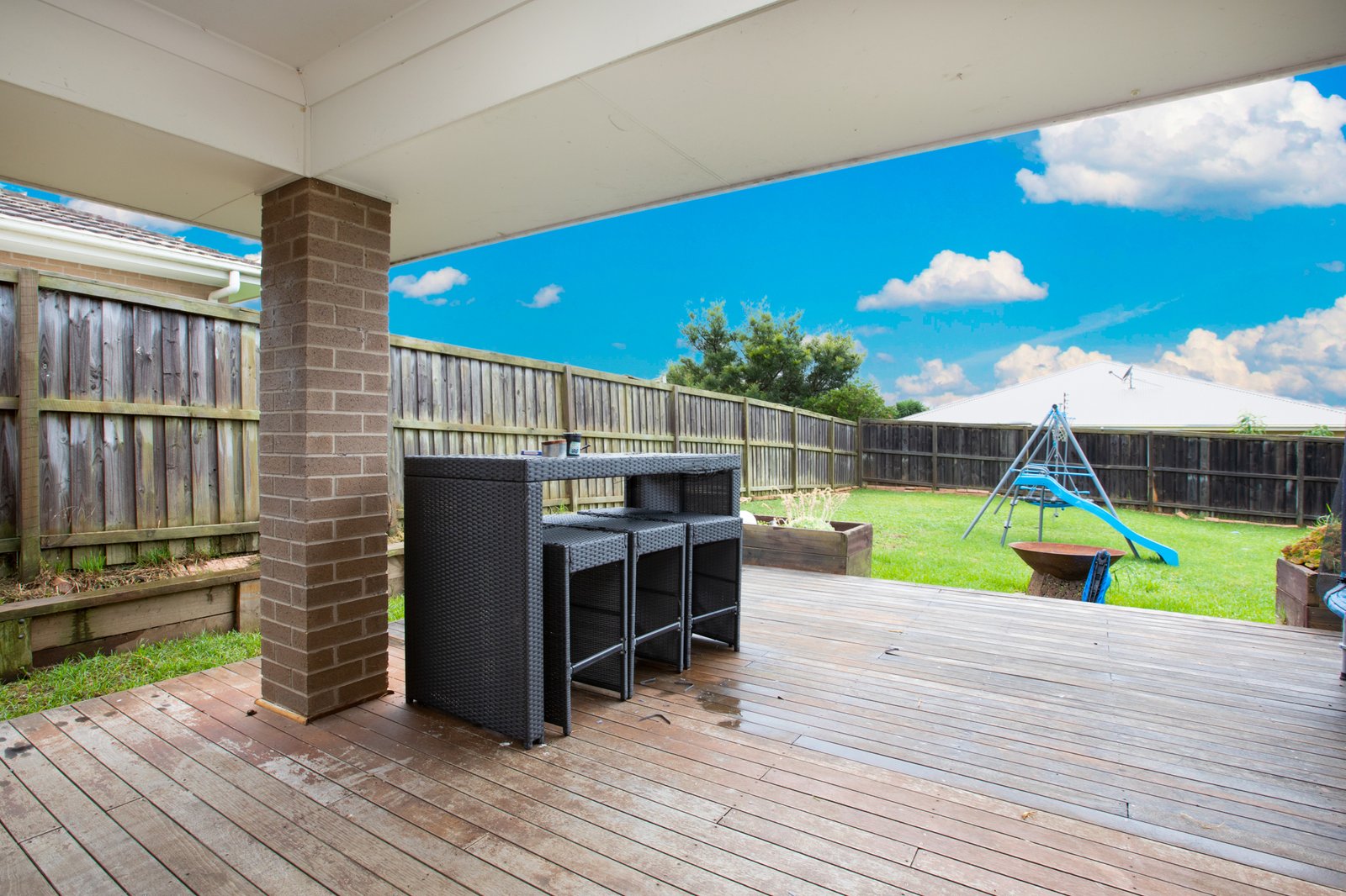 8 Shoveler Street ABERGLASSLYN 14