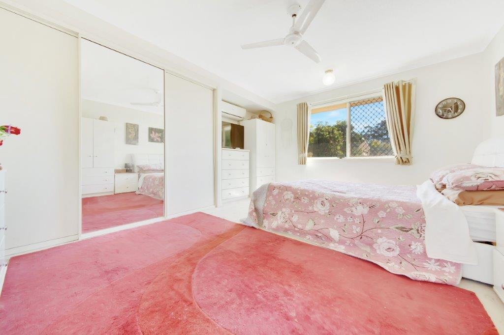 8 SILVERTON Drive TANNUM SANDS 13