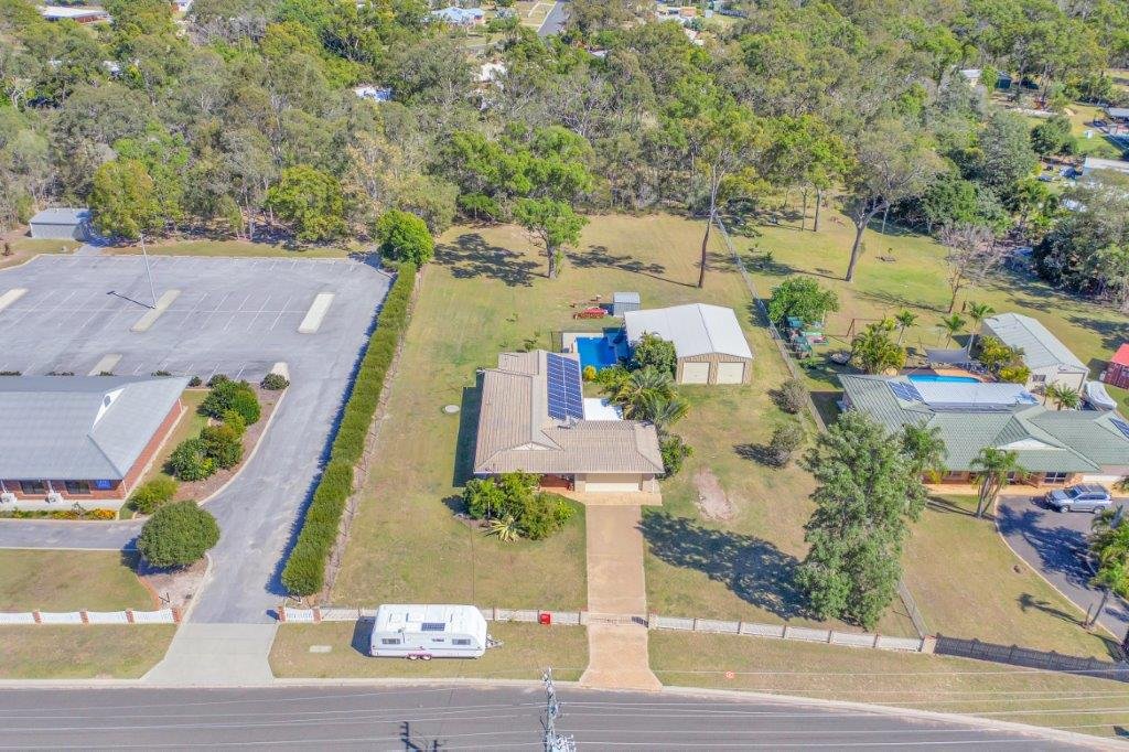 8 SILVERTON Drive TANNUM SANDS 30