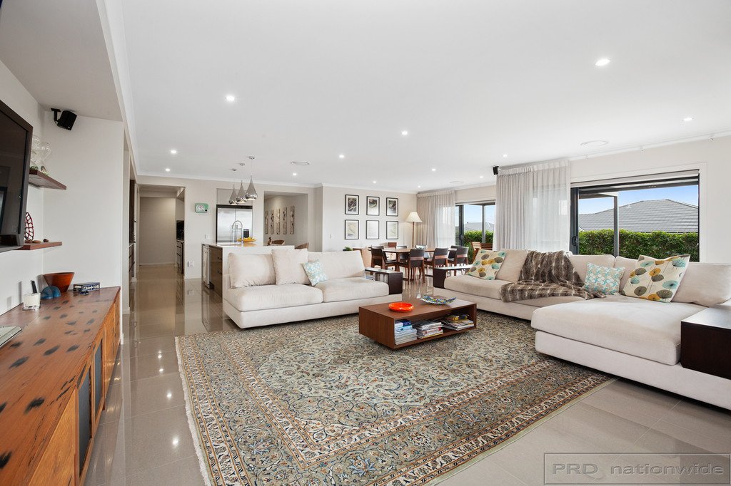 8 Skimmer Street CHISHOLM 13