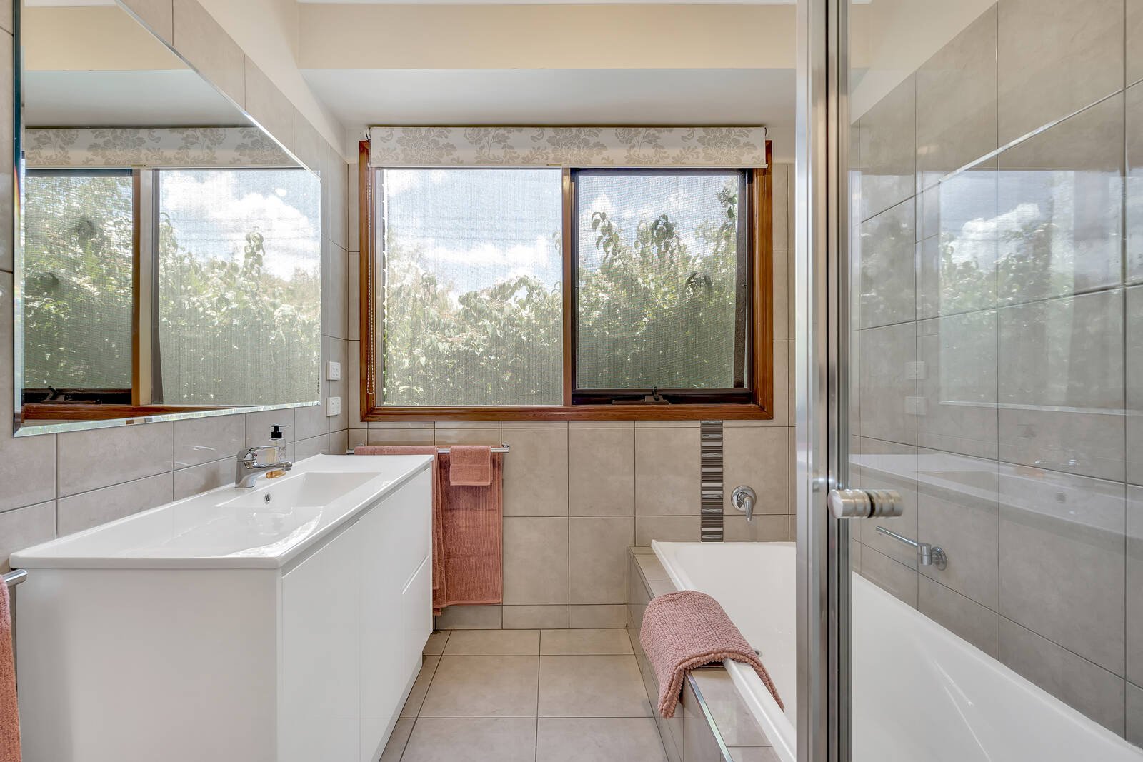 Real Estate and Property in 8 Slattery Crescent, Gisborne, VIC