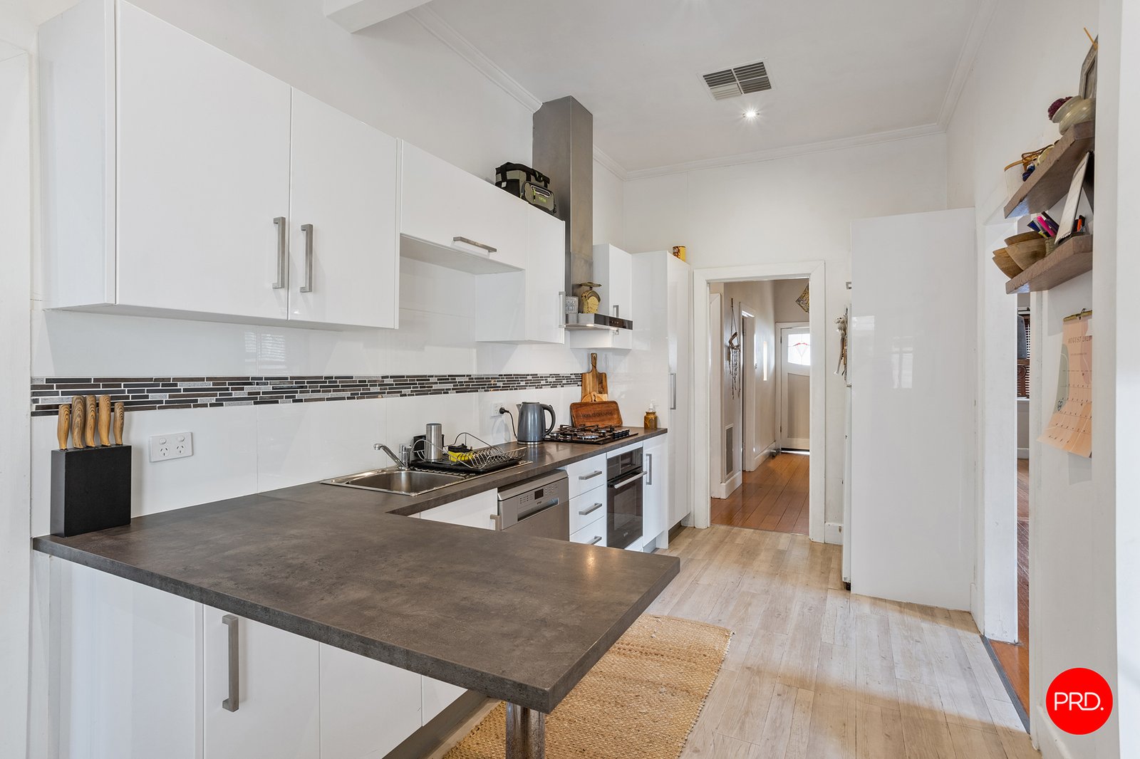 8 Smith Street BENDIGO 6