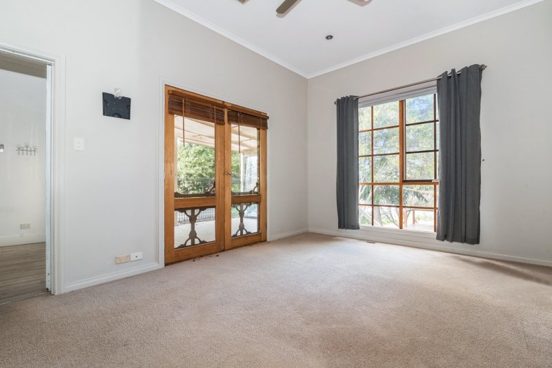 8 Smith Street NORTH BENDIGO 5