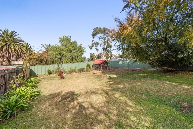 8 Smith Street NORTH BENDIGO 6