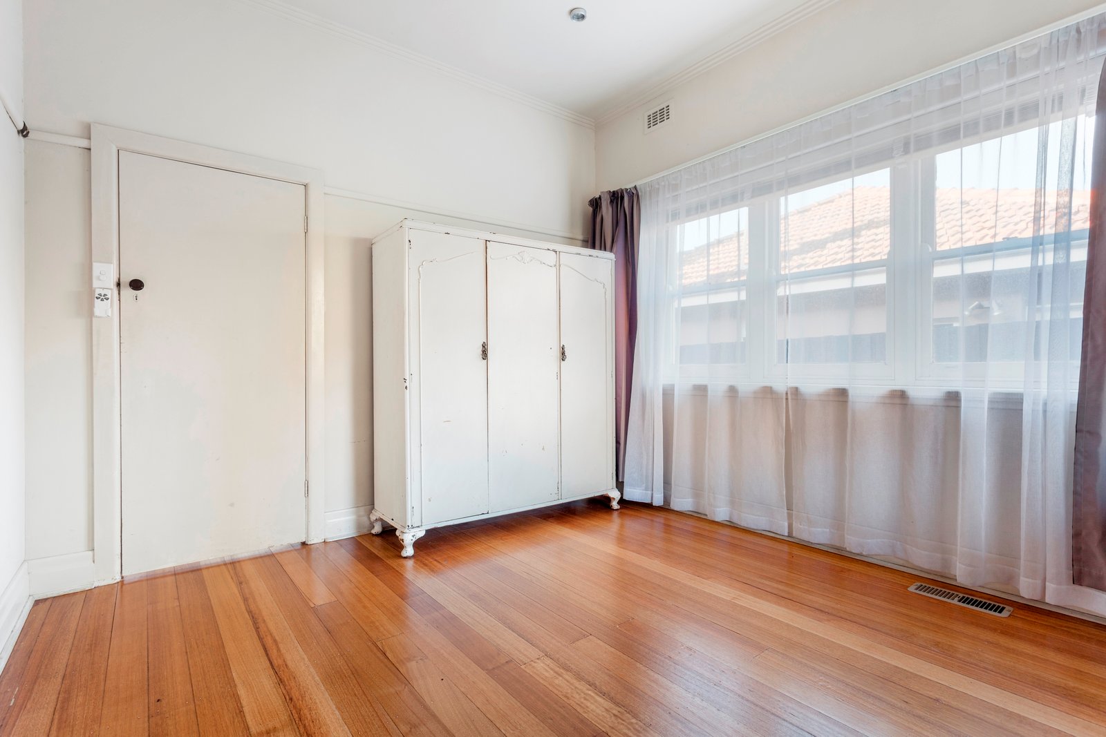 Gallery: 8 South Avenue