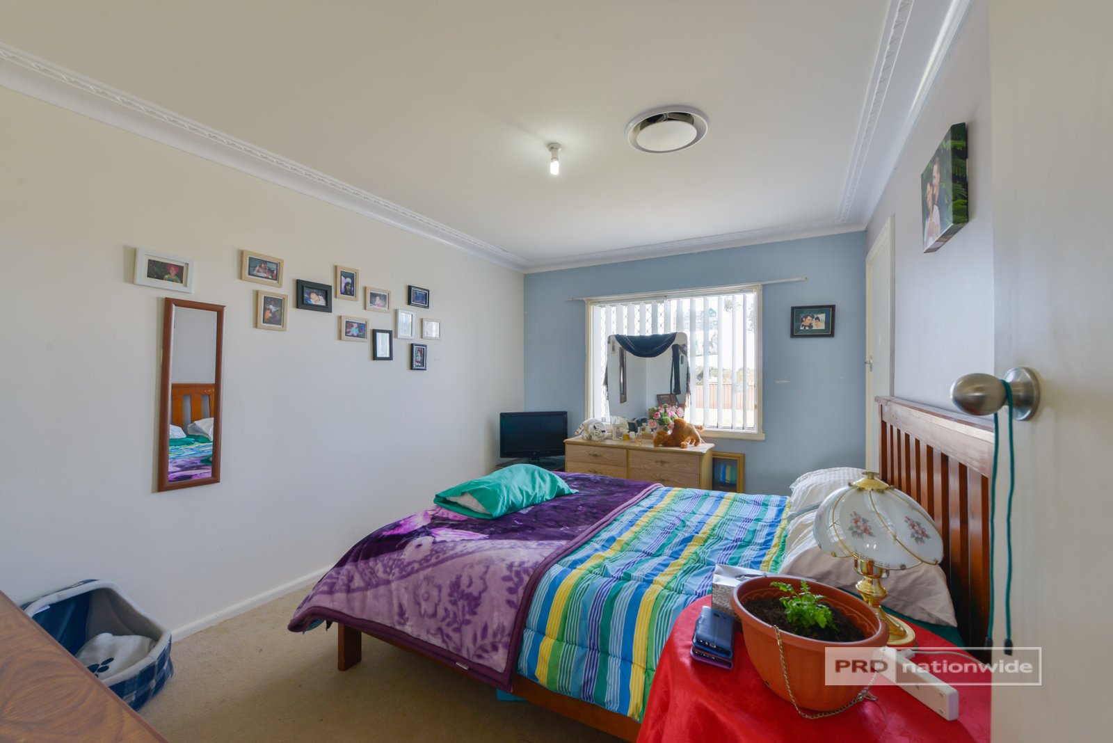 8 Southview Street TAMWORTH 12