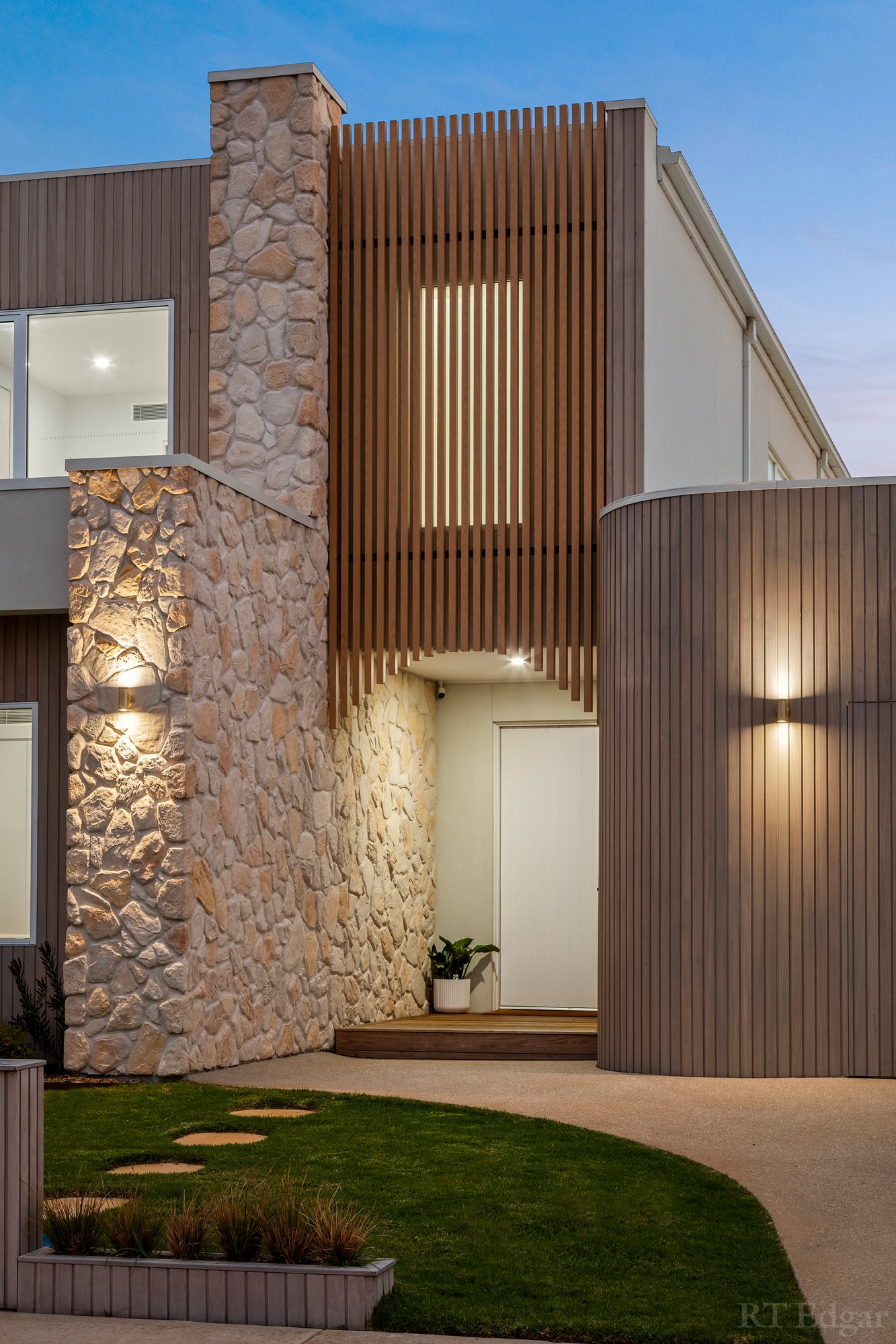 Real Estate and Property in 8 Speculant Street, Ocean Grove, VIC