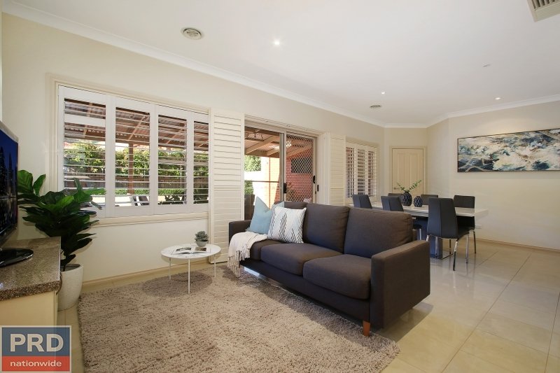 8 Spring Rise WEST ALBURY 6