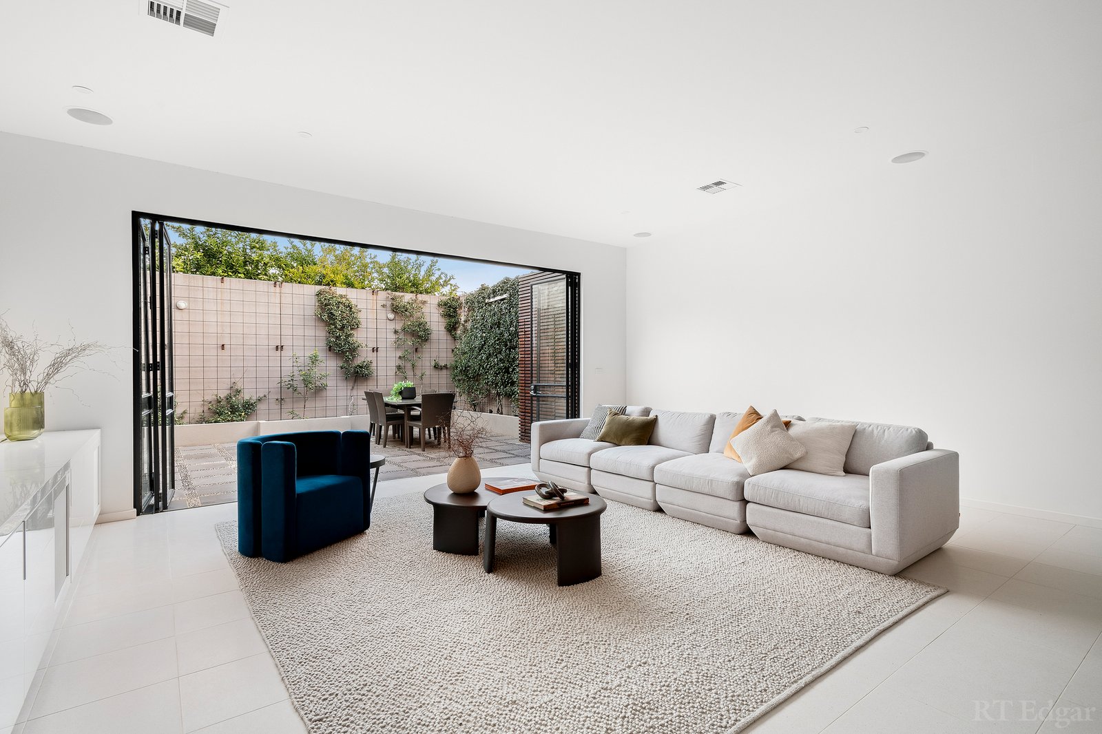 Real Estate and Property in 8 Springfield Avenue, Toorak, VIC