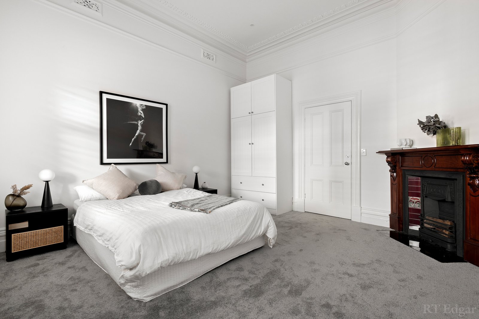 Real Estate and Property in 8 Springfield Avenue, Toorak, VIC