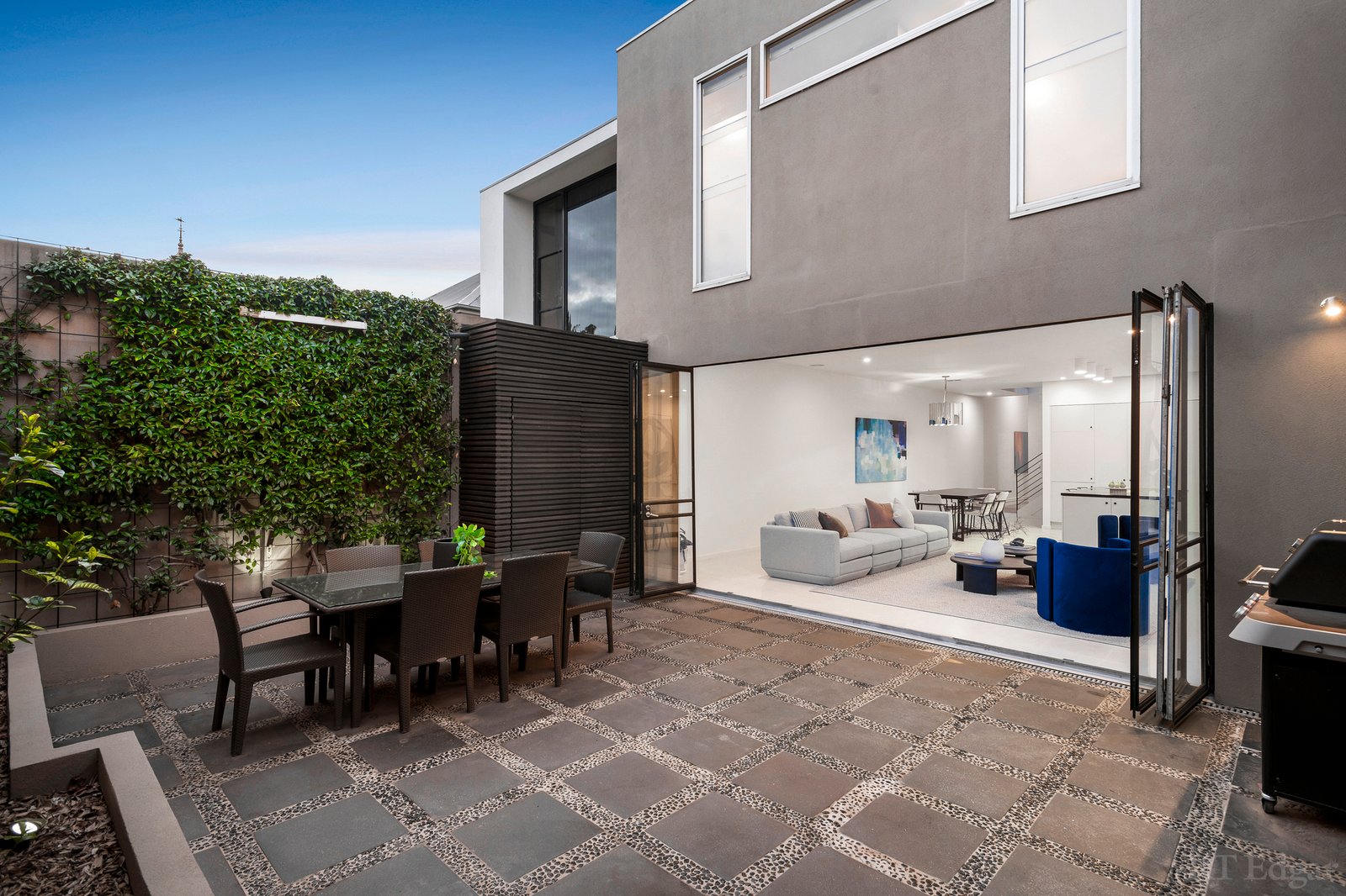 Real Estate and Property in 8 Springfield Avenue, Toorak, VIC