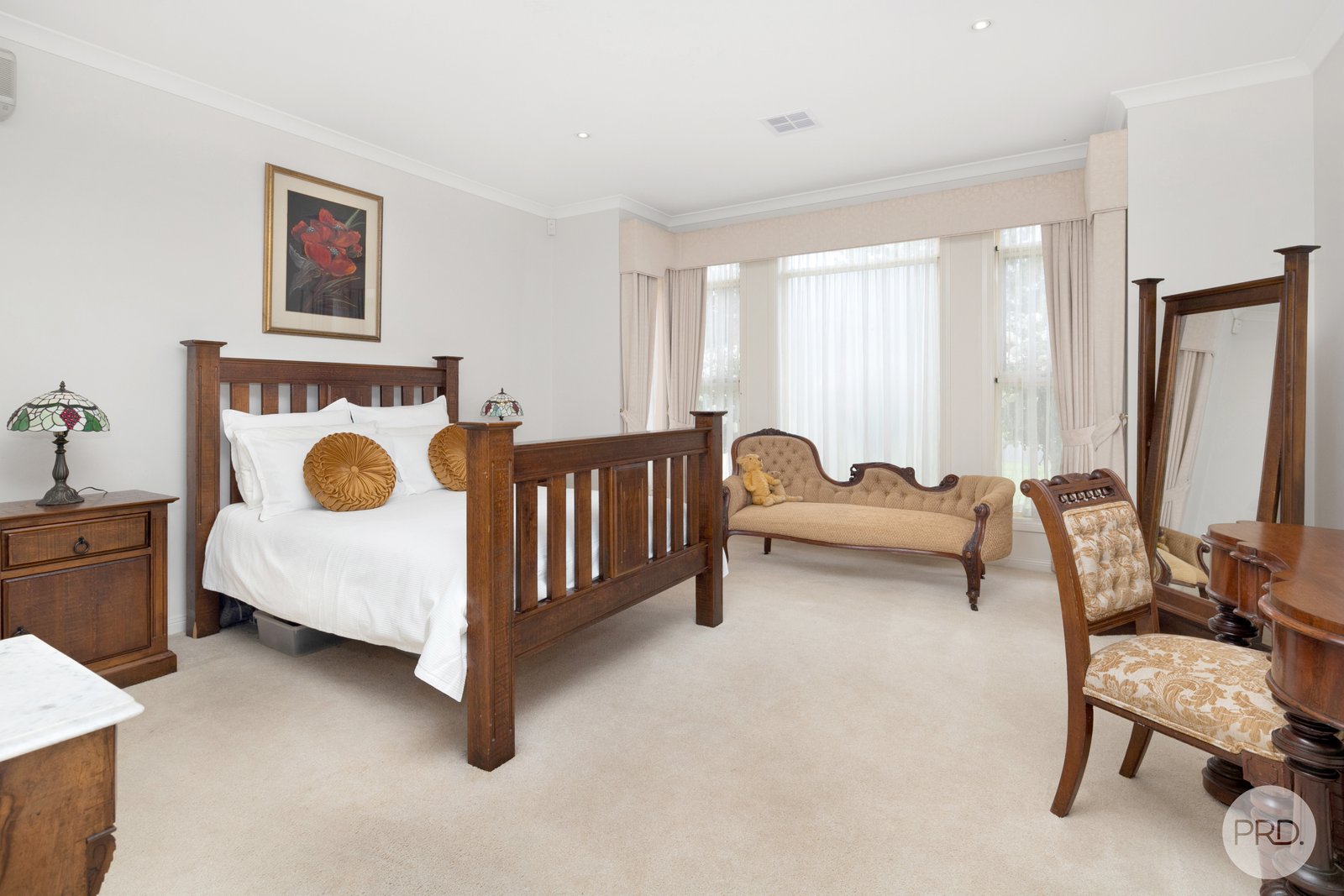 8 St Glens Way LAKE GARDENS 4