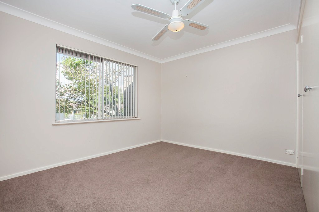 8 Stace Crescent TENAMBIT 9