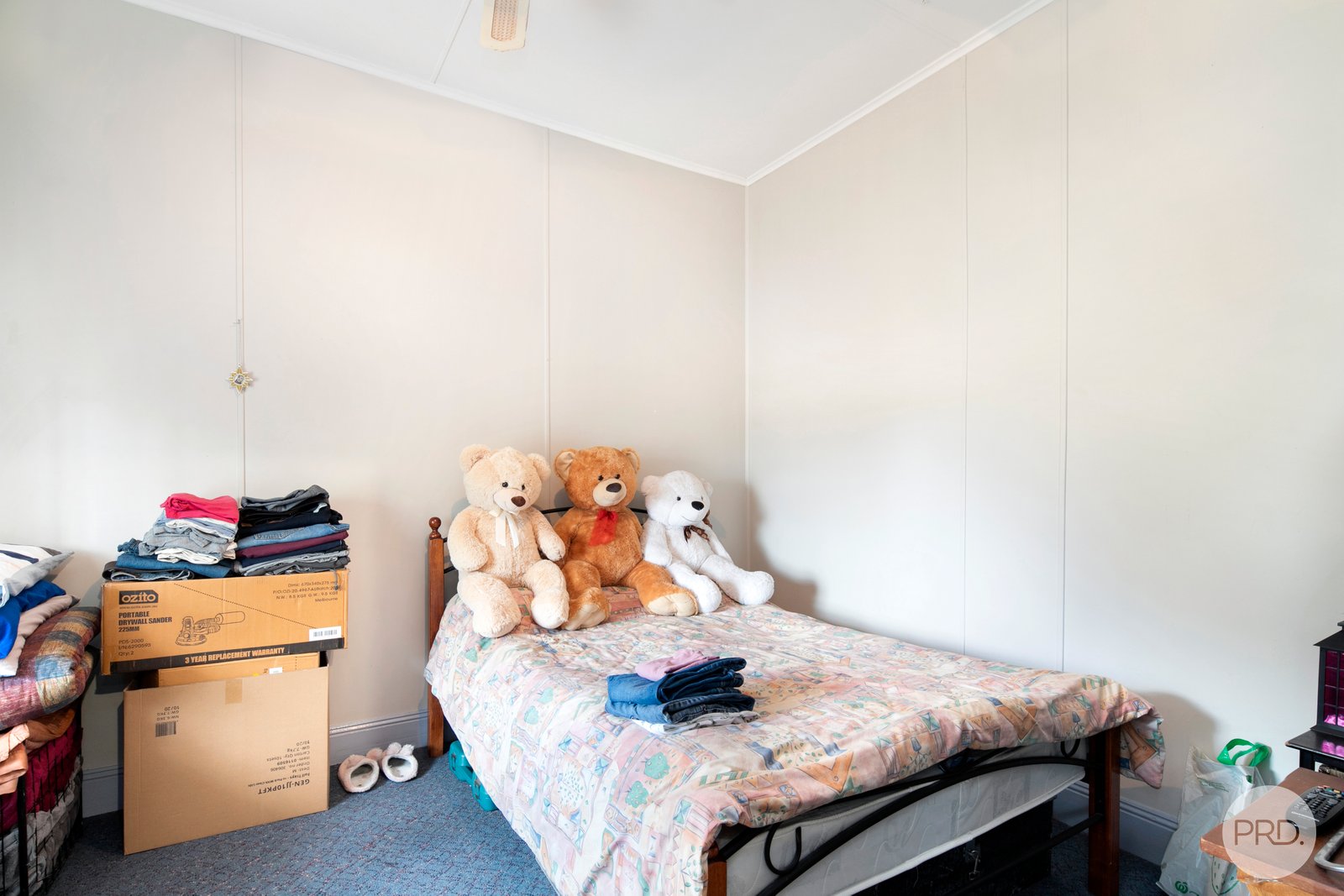 8 Station Street SCARSDALE 6