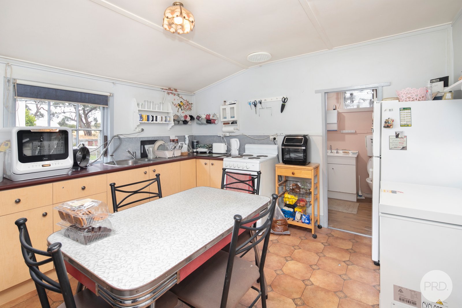 8 Station Street SCARSDALE 7