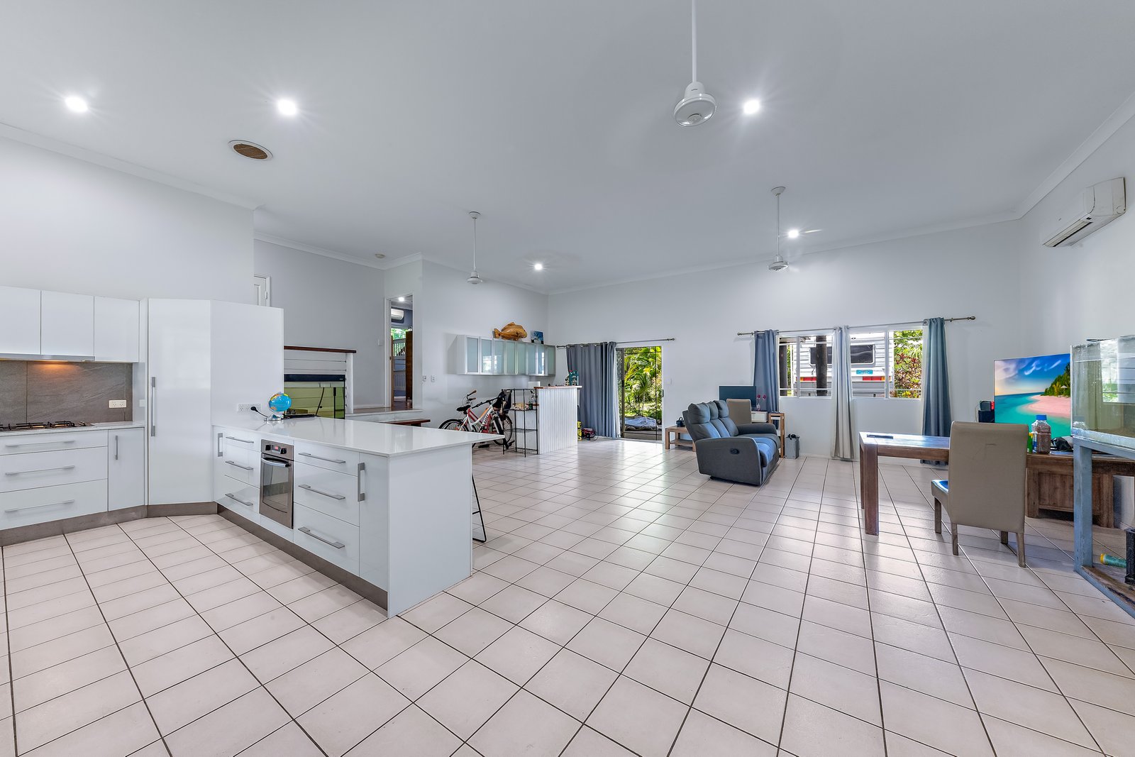 8 Stormvogel Drive MANDALAY 3