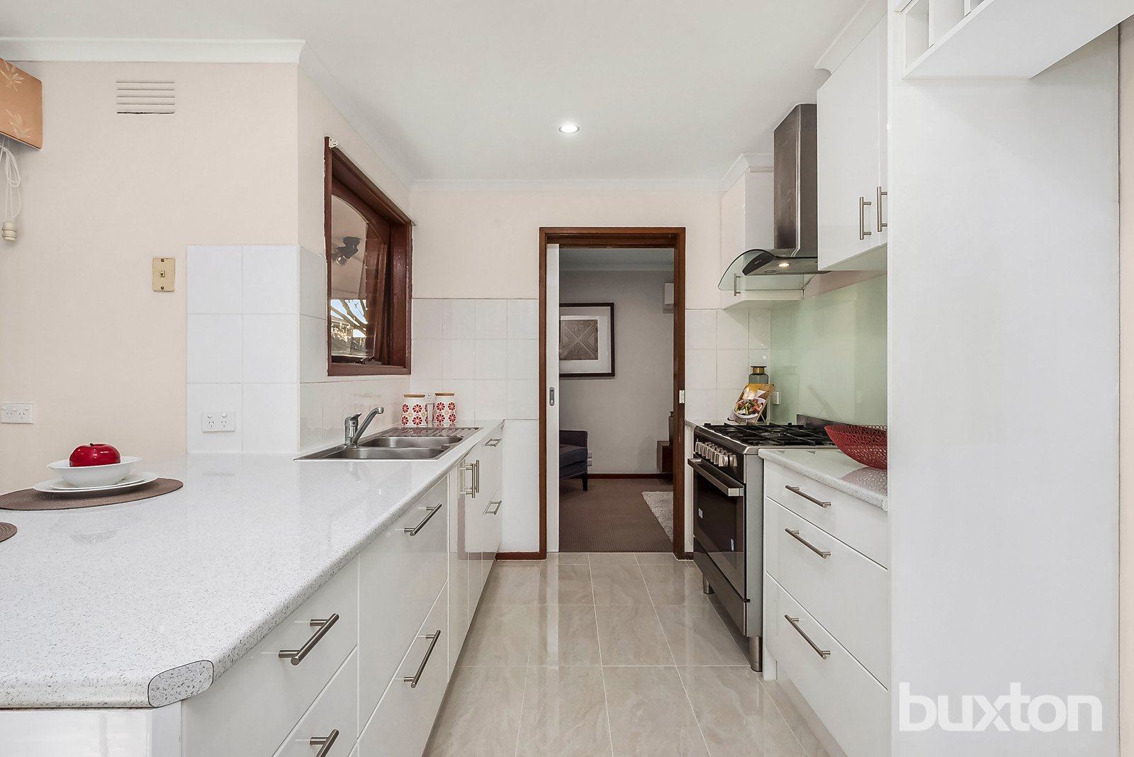 Gallery: 8 Sundowner Avenue