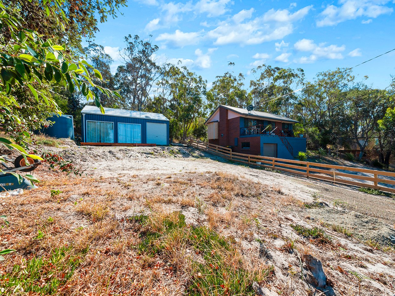 8 Susans Bay Road PRIMROSE SANDS 11