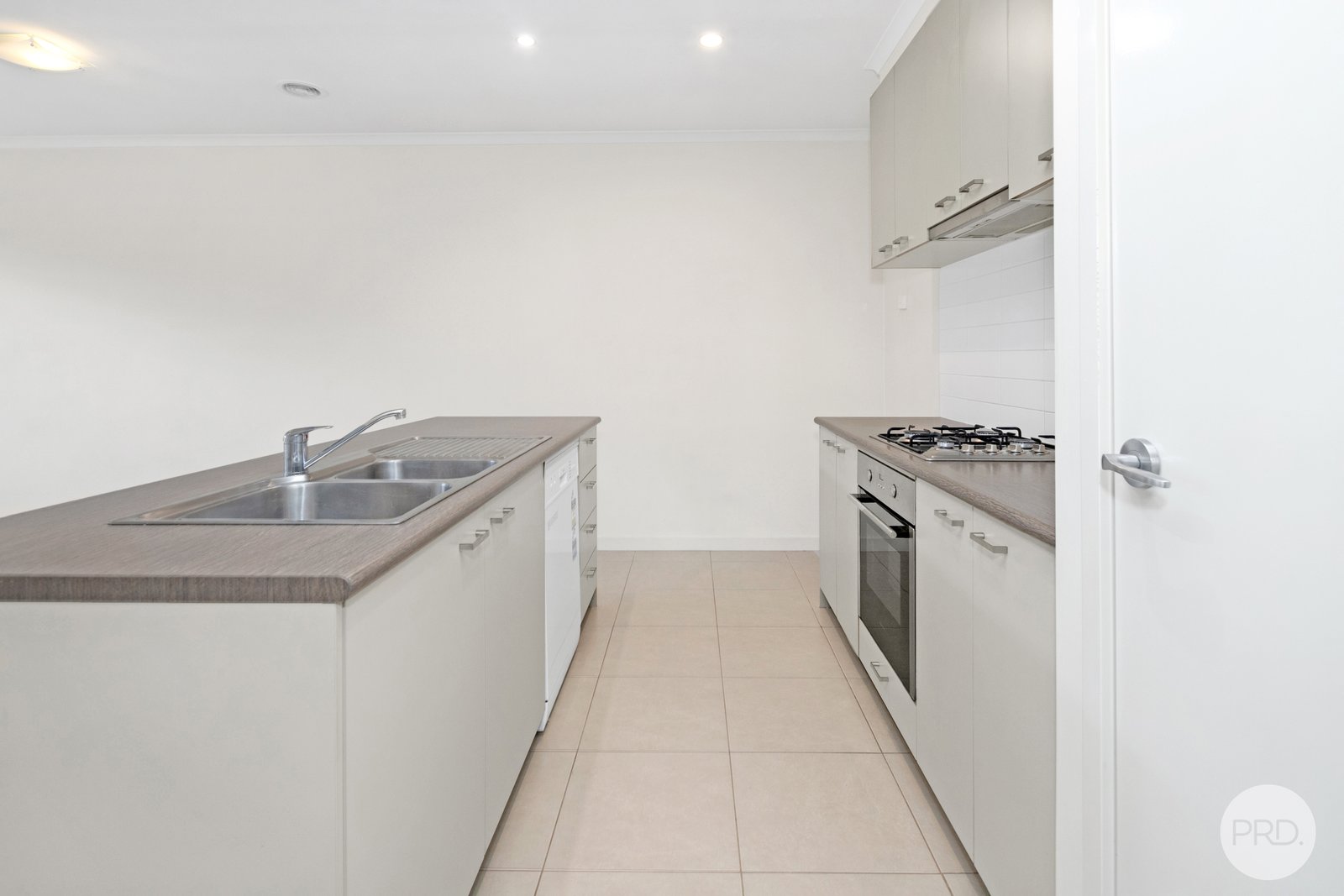 8 Swamp Gum Place ALFREDTON 3