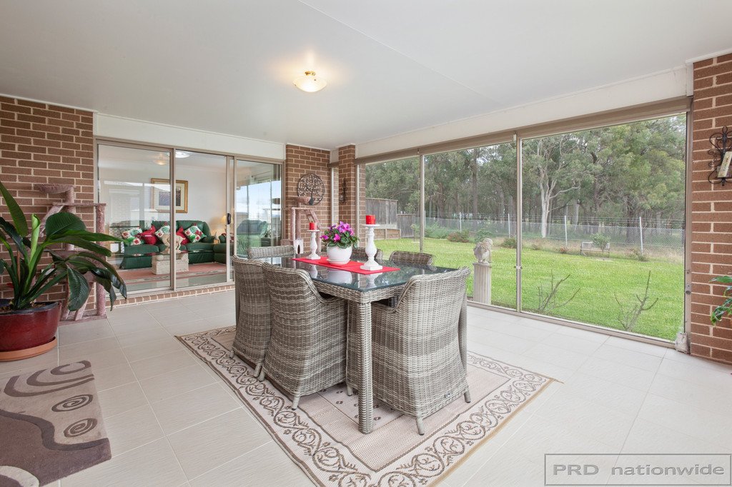 8 Swiftwing Close CHISHOLM 17