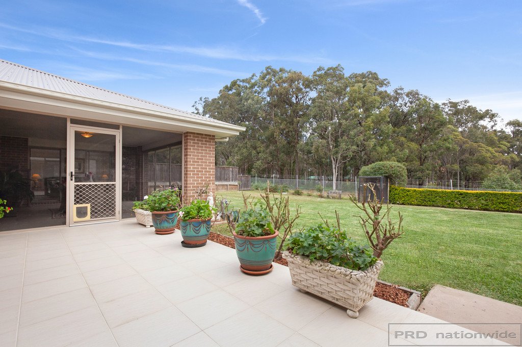 8 Swiftwing Close CHISHOLM 18