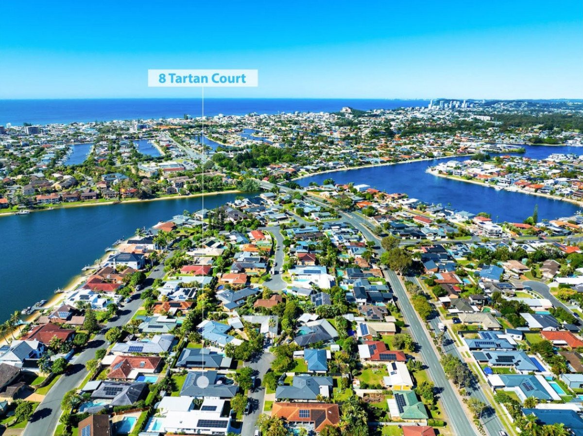 8 Tartan Court Mermaid Waters 20