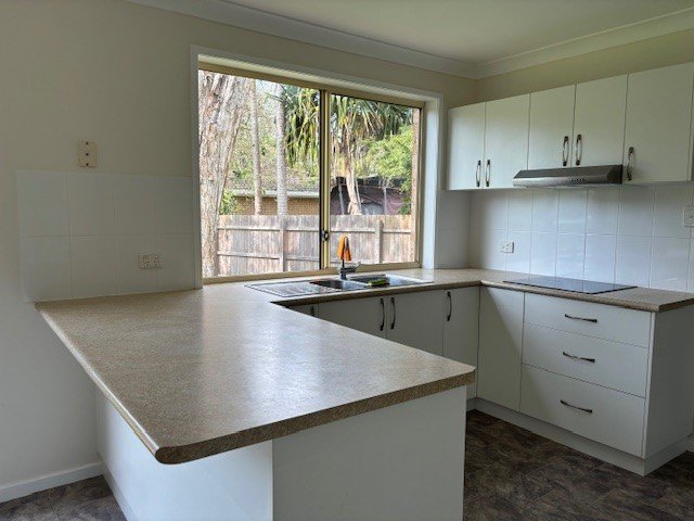 8 Taylor Close EMERALD BEACH 28