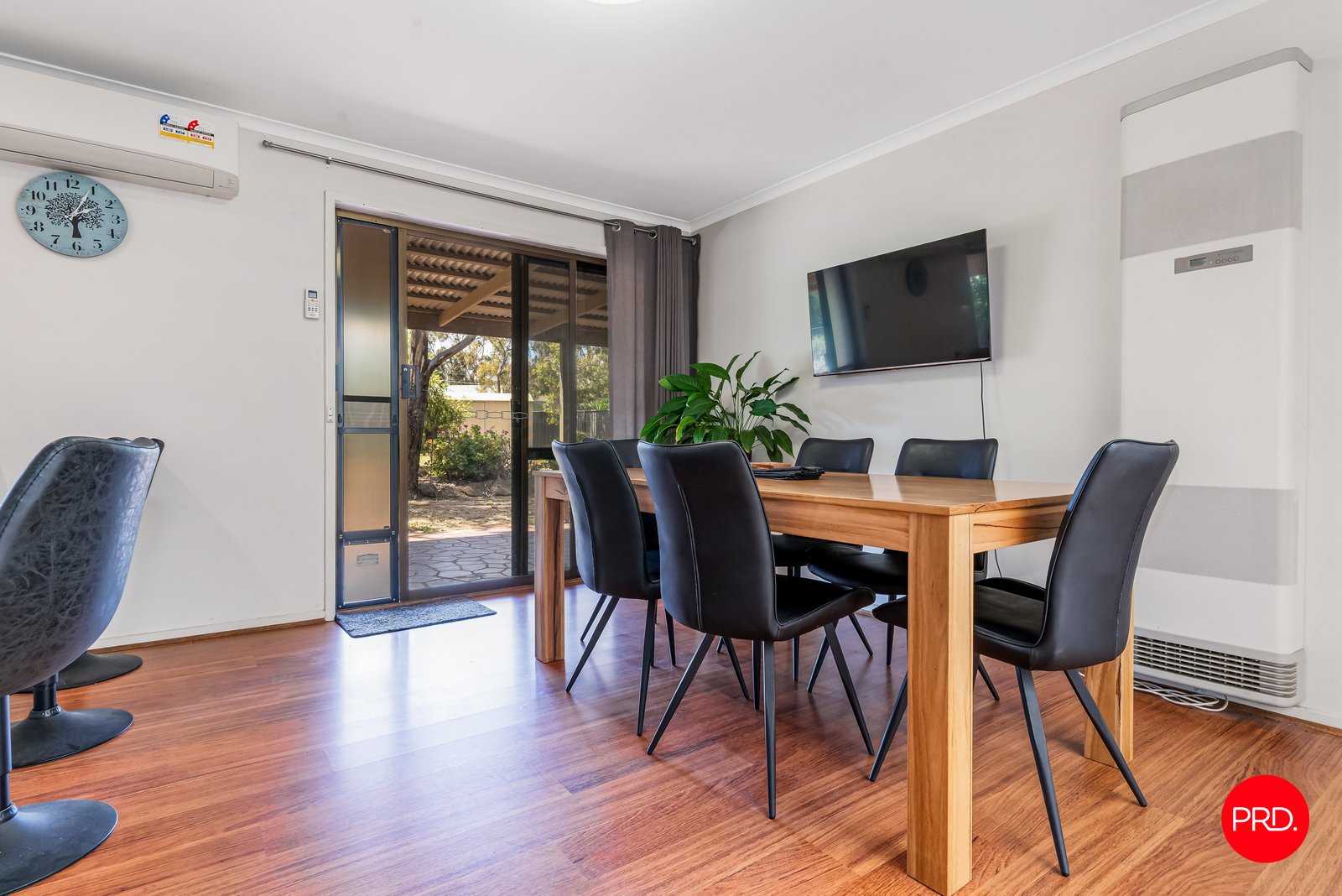 8 Tchumlock Court ASCOT 6