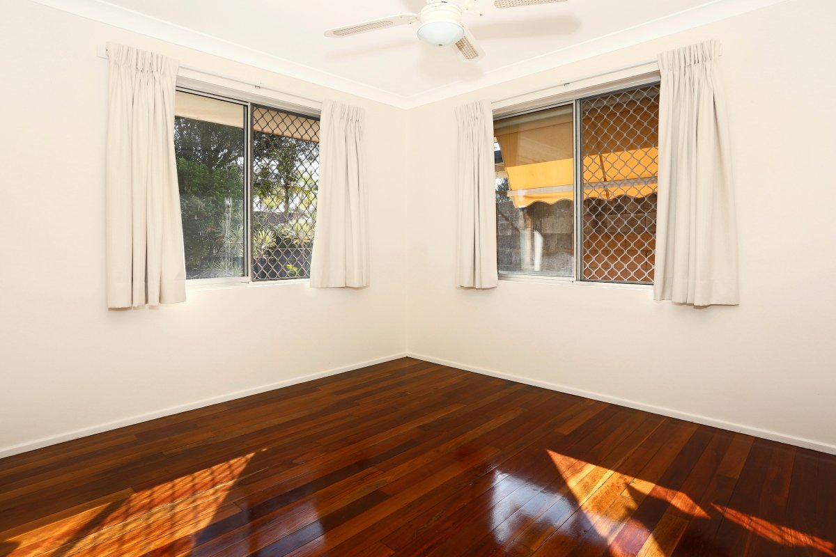 8 Tecoma Street SOUTHPORT 11