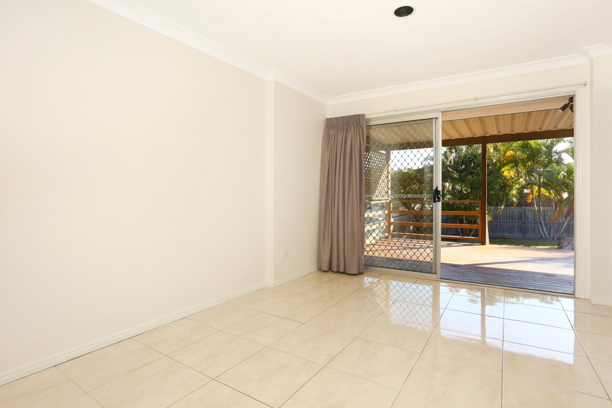 8 Tecoma Street SOUTHPORT 12