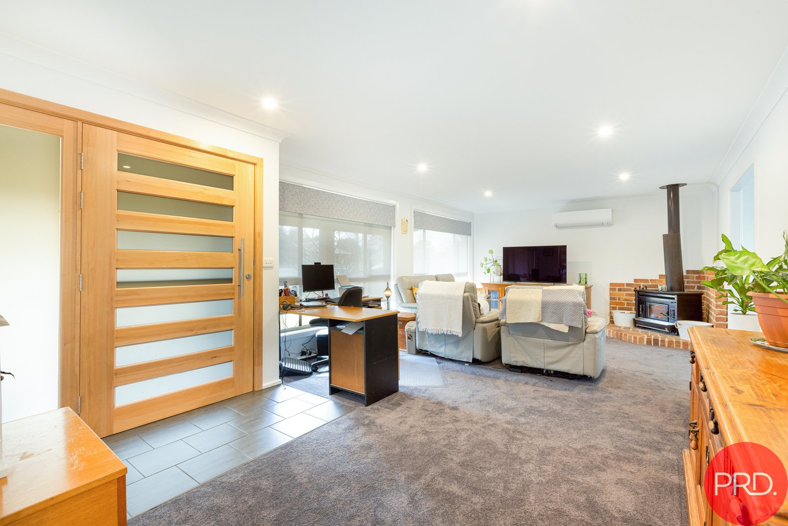 8 Tenth Street WESTON 8