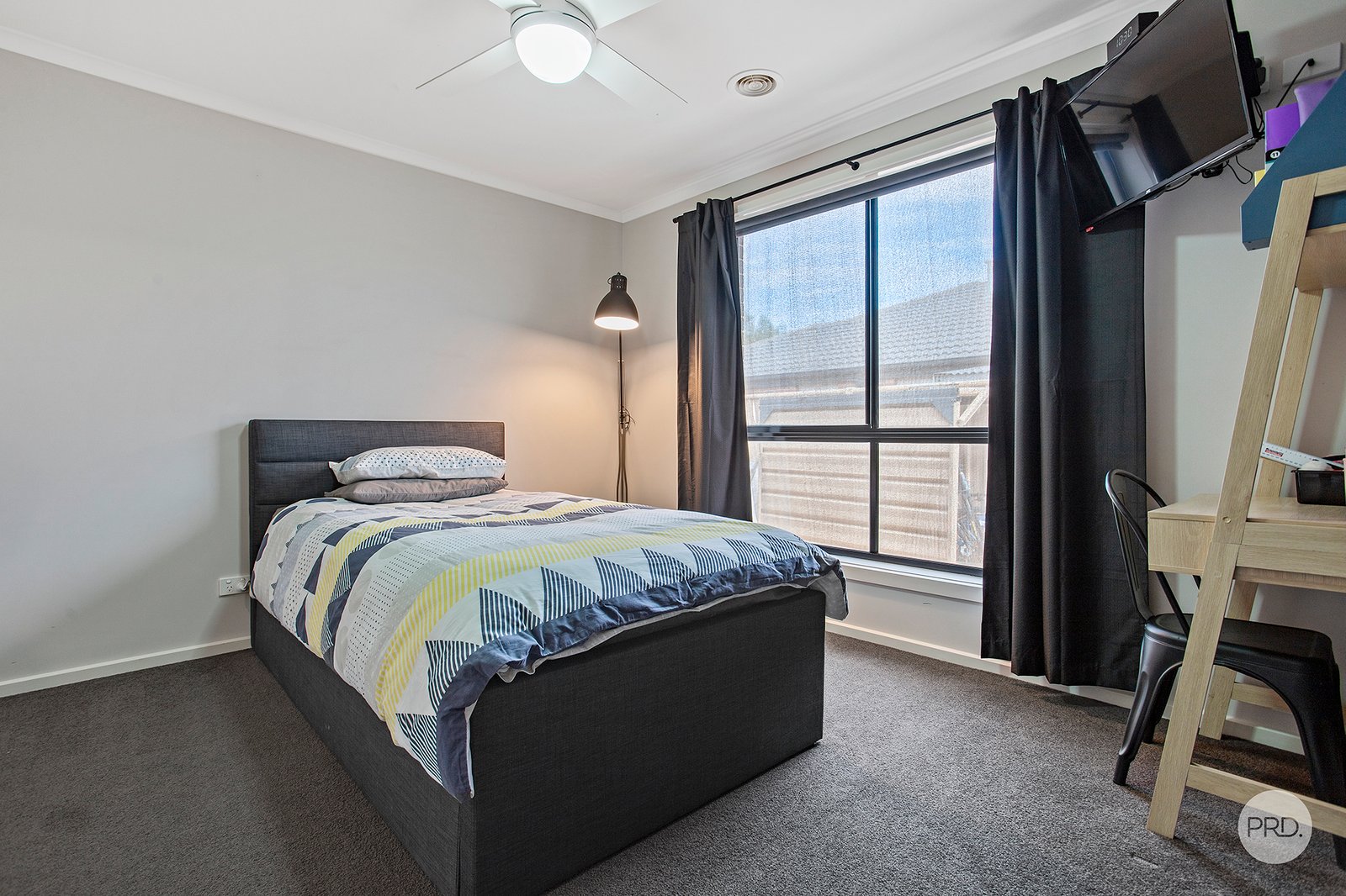 8 Terage Court CALIFORNIA GULLY 12