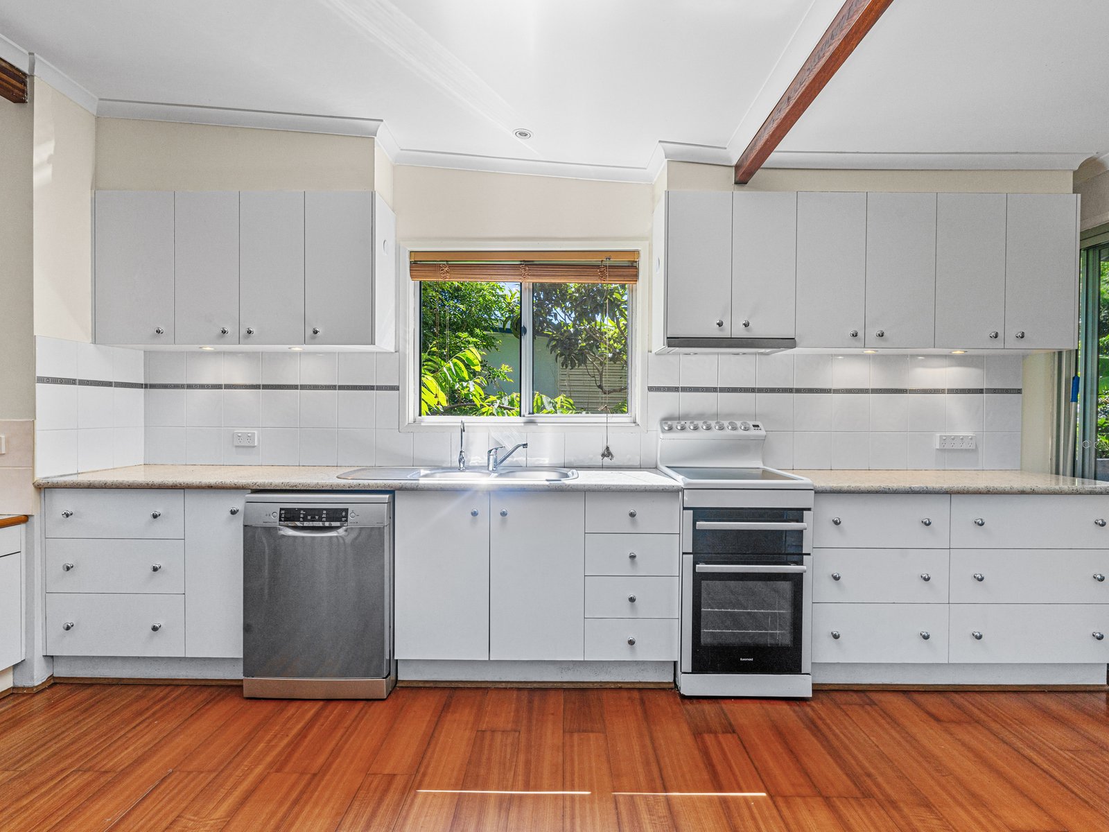 8 Terrace Street CHINDERAH 9