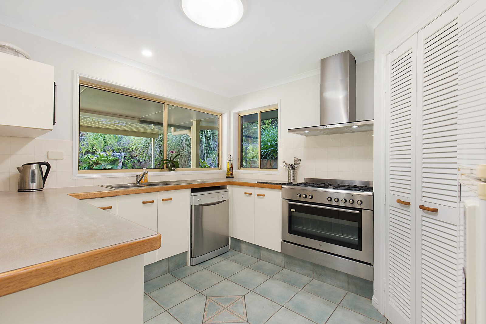 8 The Jib  TWEED HEADS 4